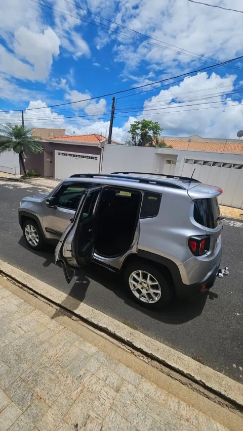 Carro Jeep RENEGADE SPORT 1.8 FLEX - foto 4