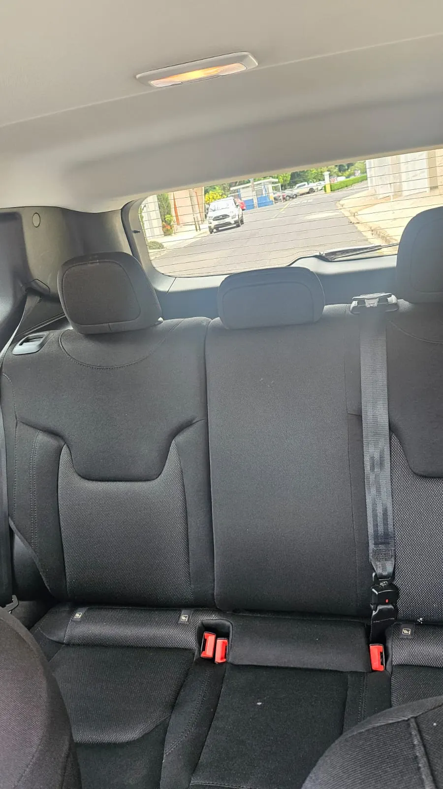 Carro Jeep RENEGADE SPORT 1.8 FLEX — foto 9