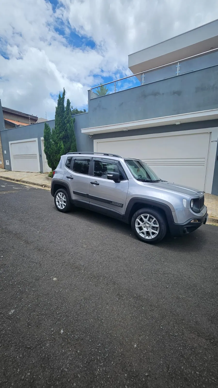 Carro Jeep RENEGADE SPORT 1.8 FLEX — foto 12